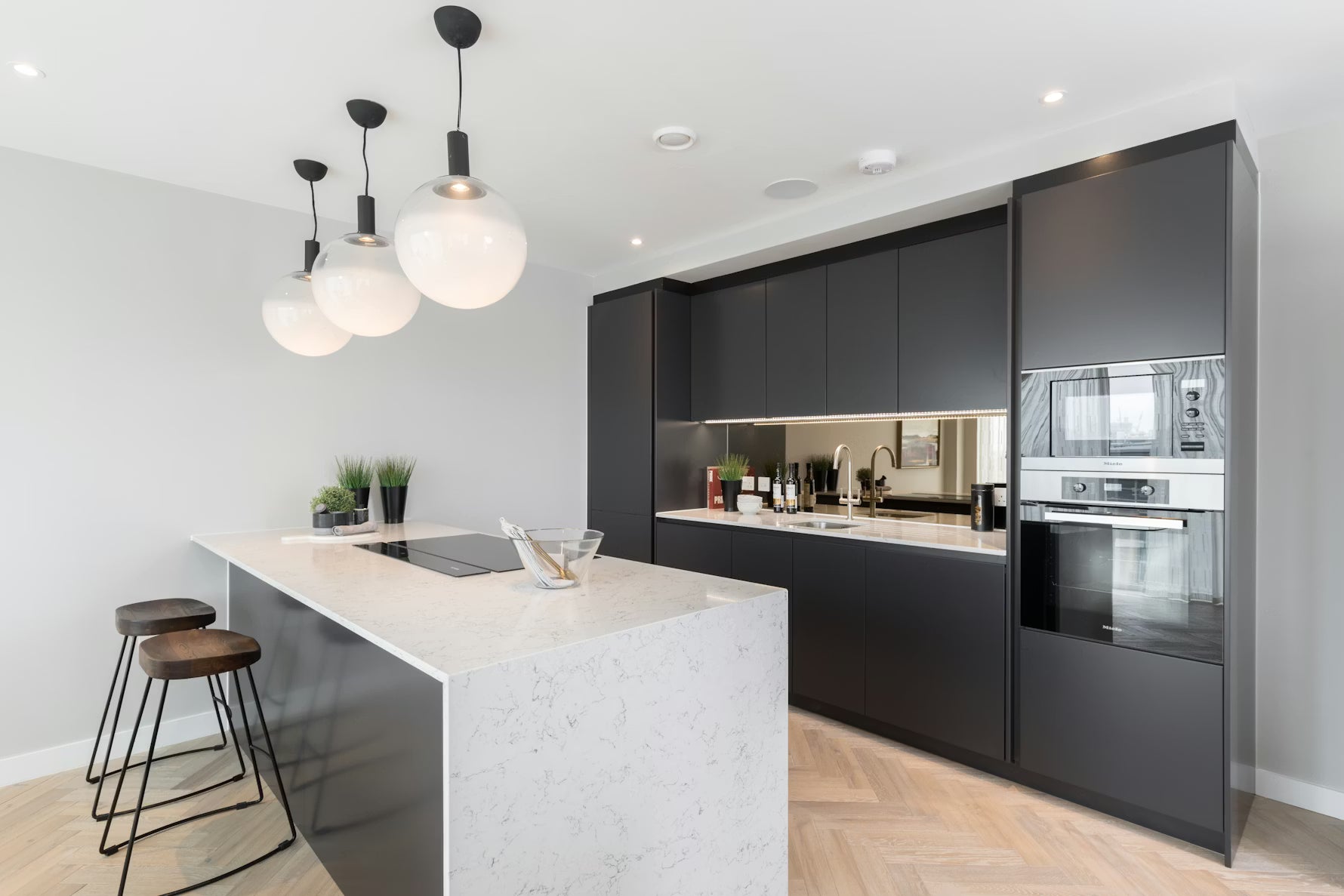 Silestone White Arabesque Worktop – 1.5 Sheet